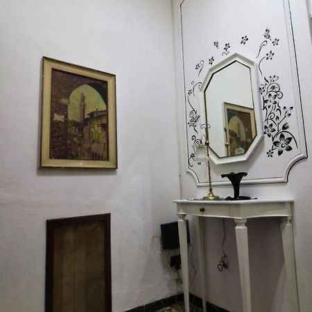 The House To The Walls シエーナ エクステリア 写真